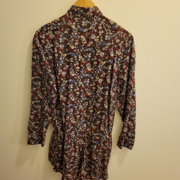 Aritzia Wilfred floral blouse - Picture 3 of 3
